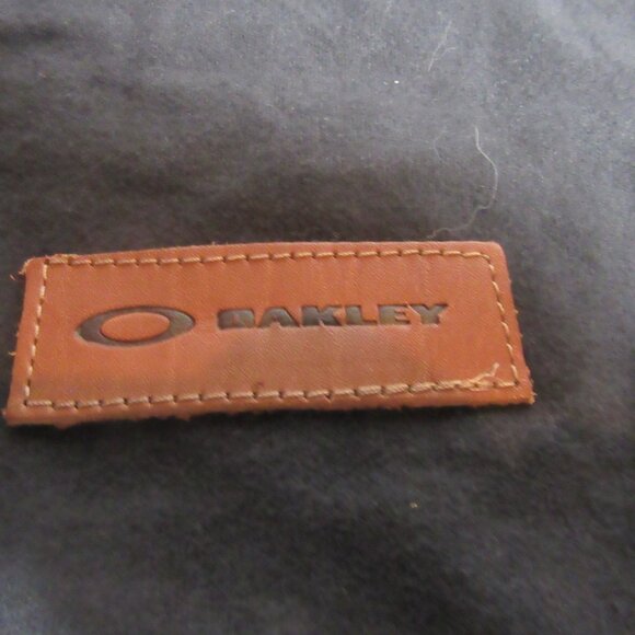 Pair of Large Oakley Dust Bags - Picture 3 of 3